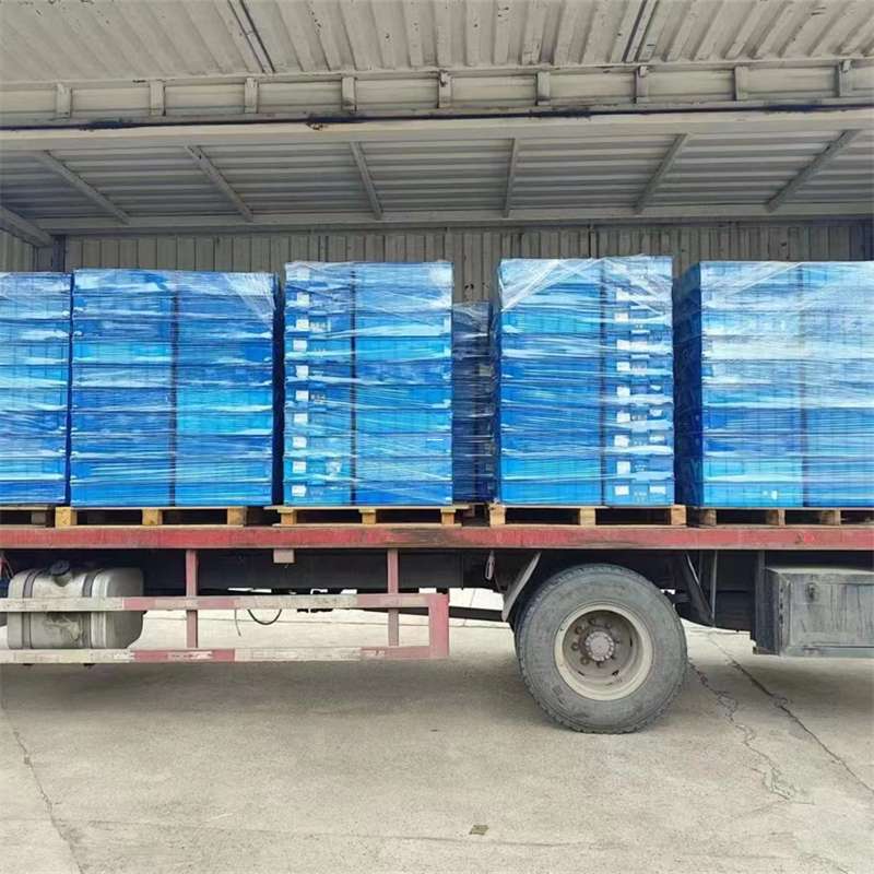 雷鸣镇鄯善县：物流专线的高效货运之旅