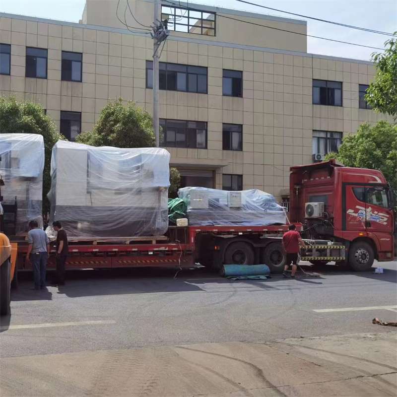雷鸣镇新干县物流：多元服务与高效运输之路