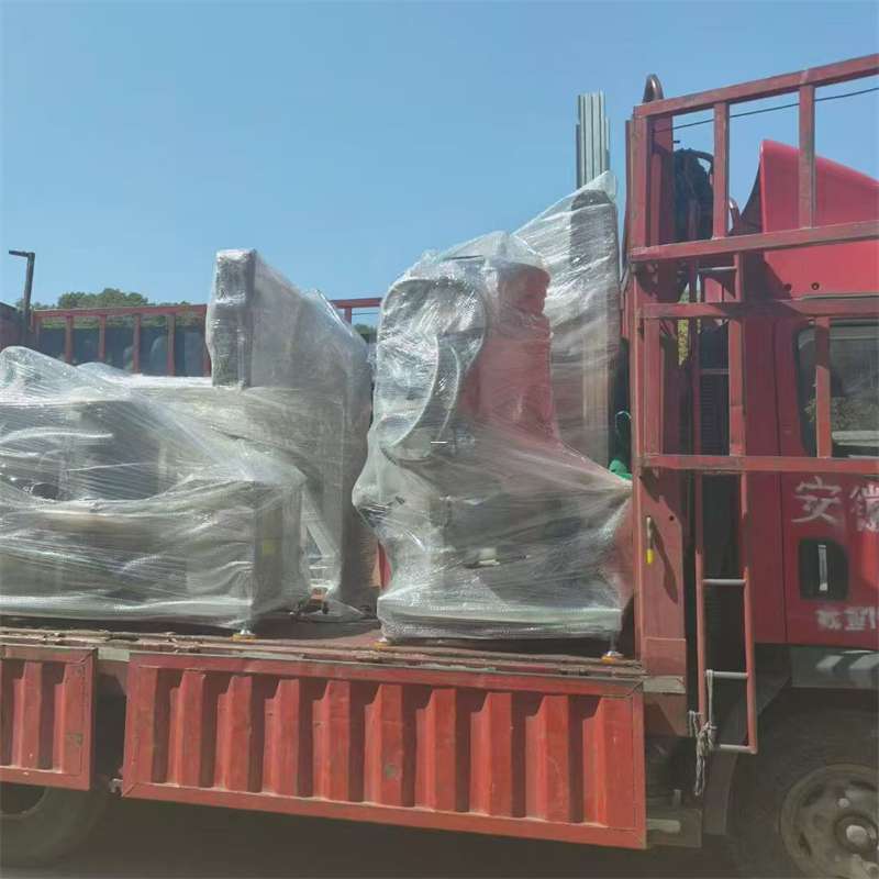 雷鸣镇洛扎县：物流专线的高效货运之旅