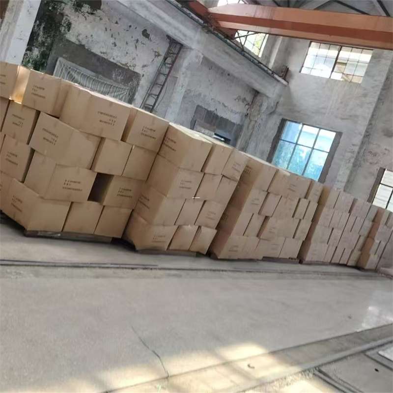 雷鸣镇阿克塞县：物流专线的高效货运之旅