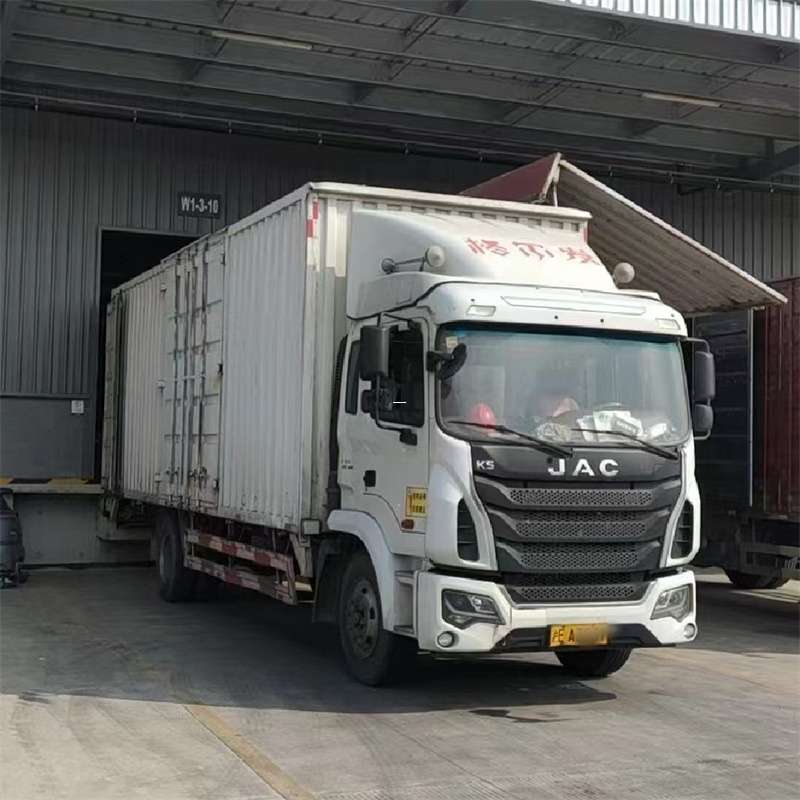 雷鸣镇探秘什玲镇多元物流运输世界
